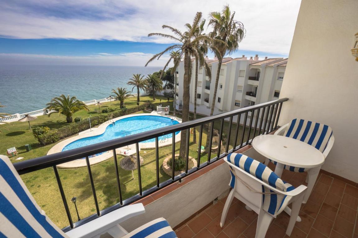 Palmeras 72 Menyber Nerja Εξωτερικό φωτογραφία