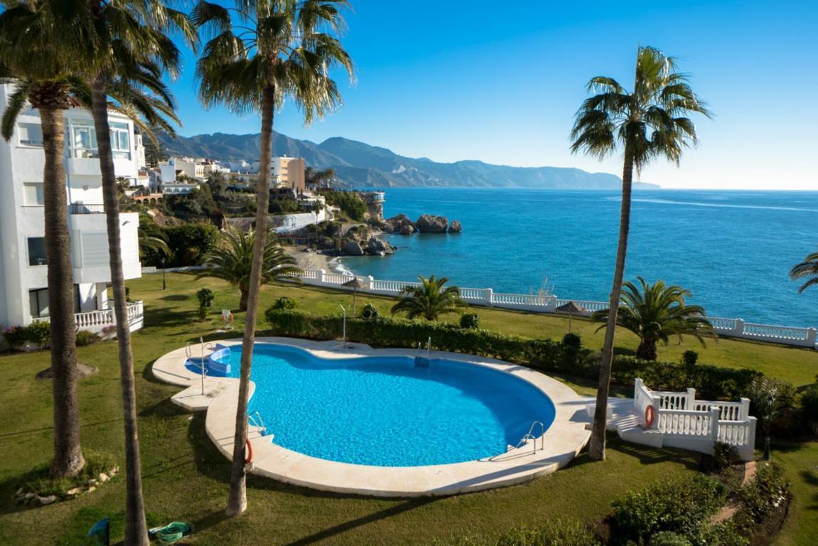 Palmeras 72 Menyber Nerja Εξωτερικό φωτογραφία