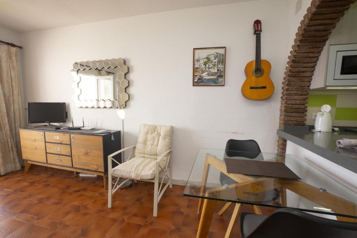 Palmeras 72 Menyber Nerja Εξωτερικό φωτογραφία