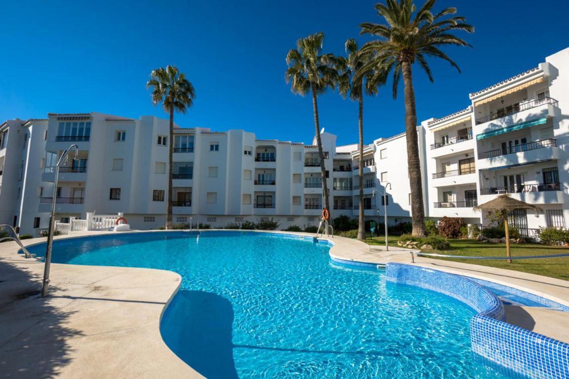 Palmeras 72 Menyber Nerja Εξωτερικό φωτογραφία