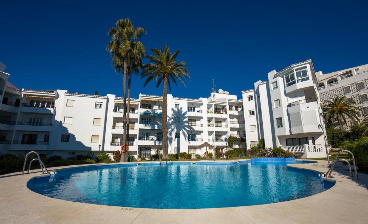 Palmeras 72 Menyber Nerja Εξωτερικό φωτογραφία